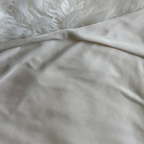 Women's Ivory/Off White/Cream Tie neck Draped fabric Halter Top - Picture 10 of 13